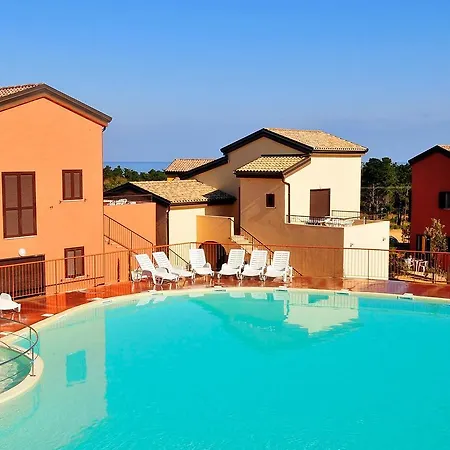 Les Terrasses De Lozari.1 Pietra Moneta